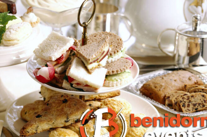 AFTERNOON TEA FOR HENS